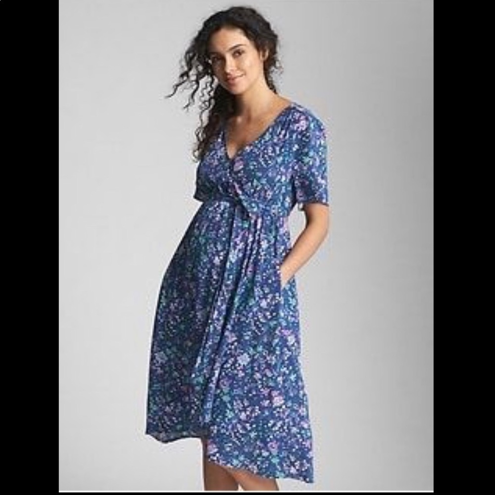 Gap floral Maternity/nursing dress